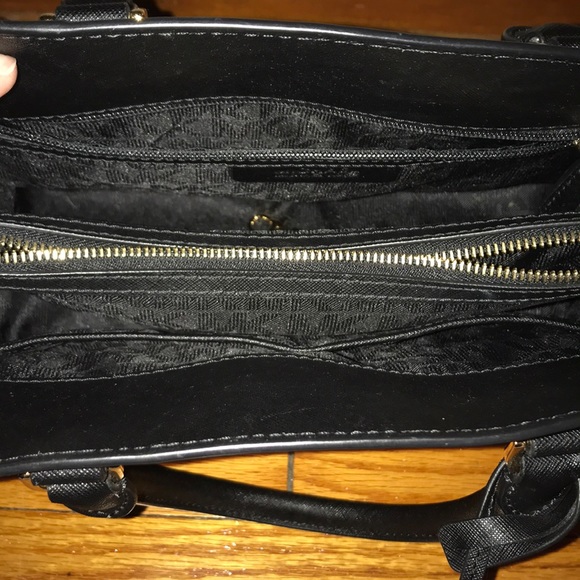 Black Michael Kors Hand Bag - Picture 3 of 3